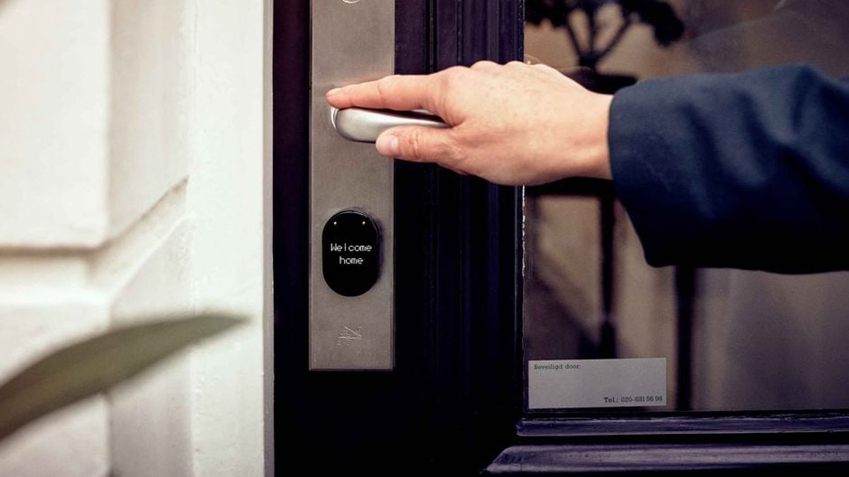 How to Install a Keyless Entry System: Warsaw, IN Experts Weigh In