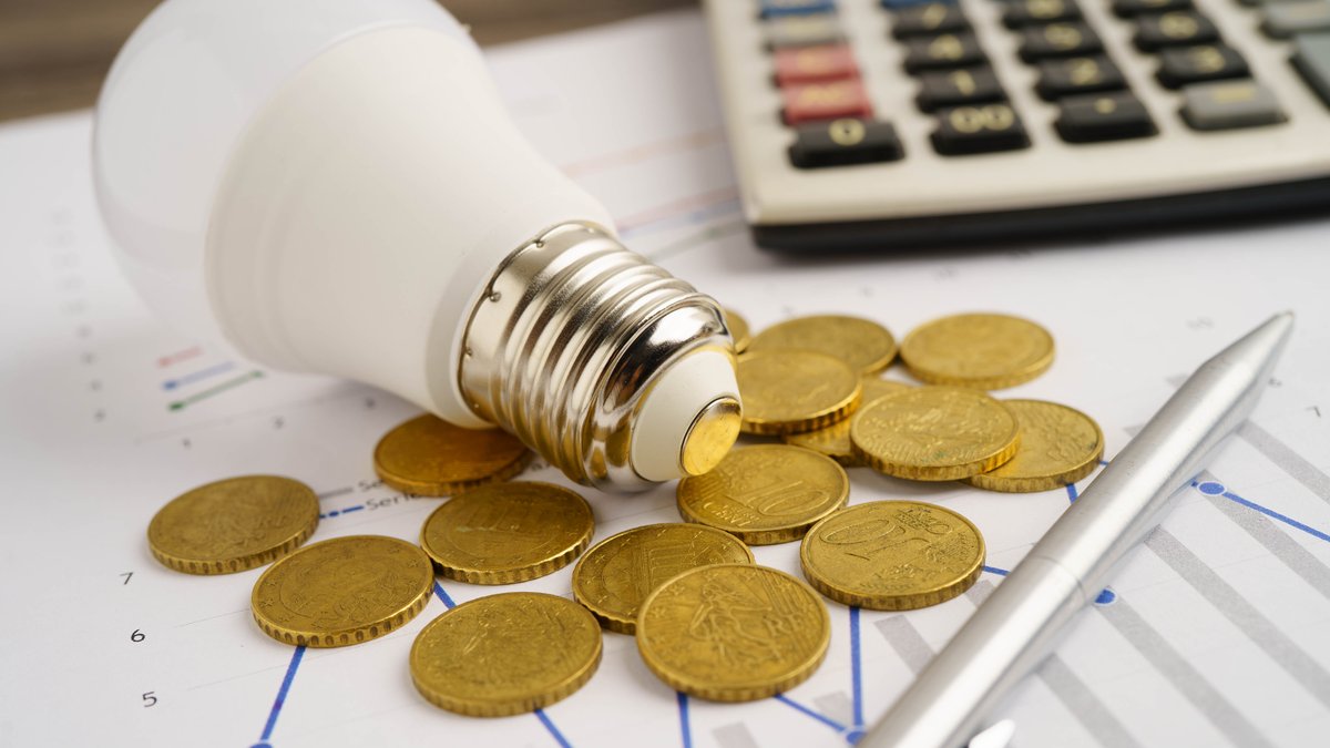 How To Invest In Energy Markets: Key Strategies Experts Recommend Right Now