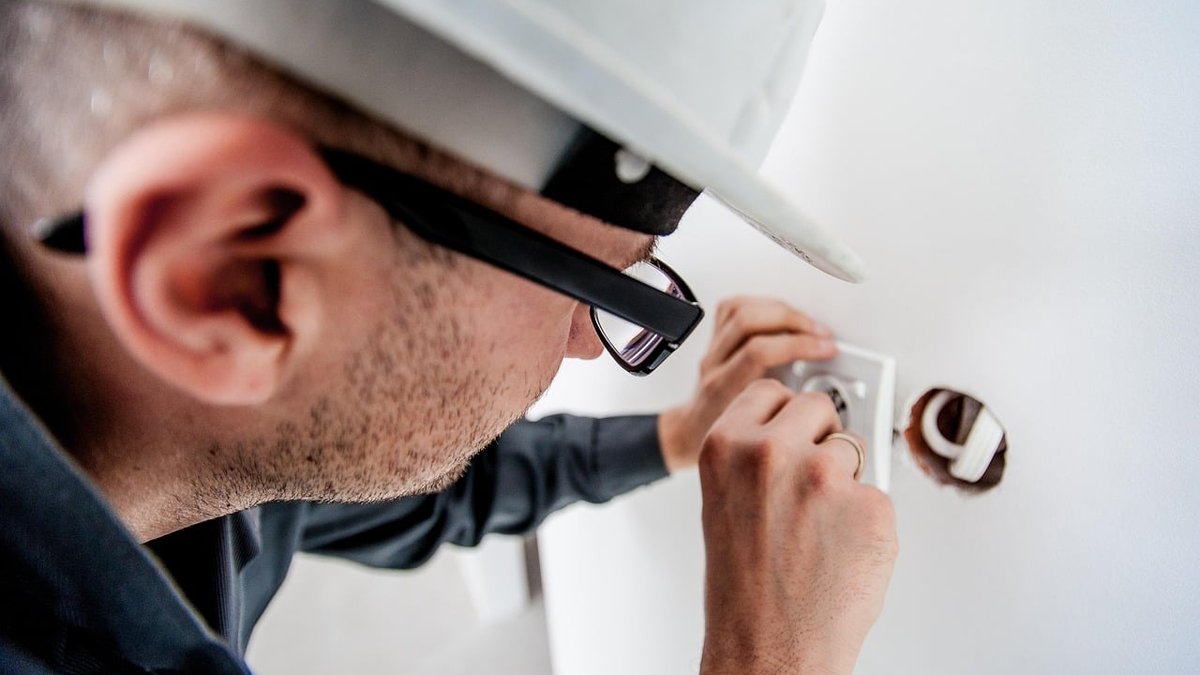 Huntington, IN Historic Home Rewiring: Electrical Installation Services Expanded