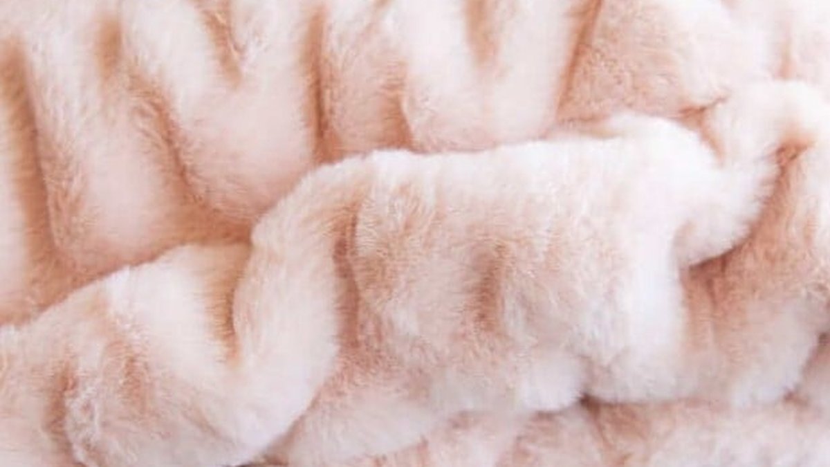Is Minky or Fleece Better? Comparing the Softest Blanket Materials on the Market