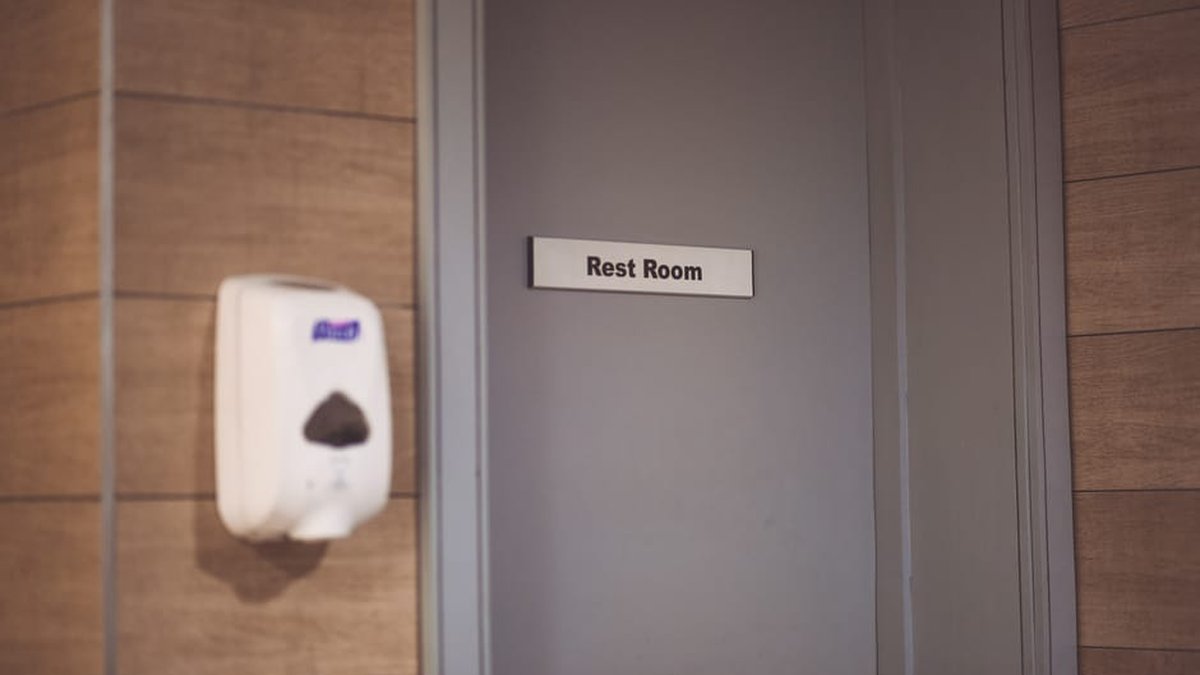 Restroom Cleaning Checklist: Caledonia, MI Expert Explains Eco-Friendly Tips