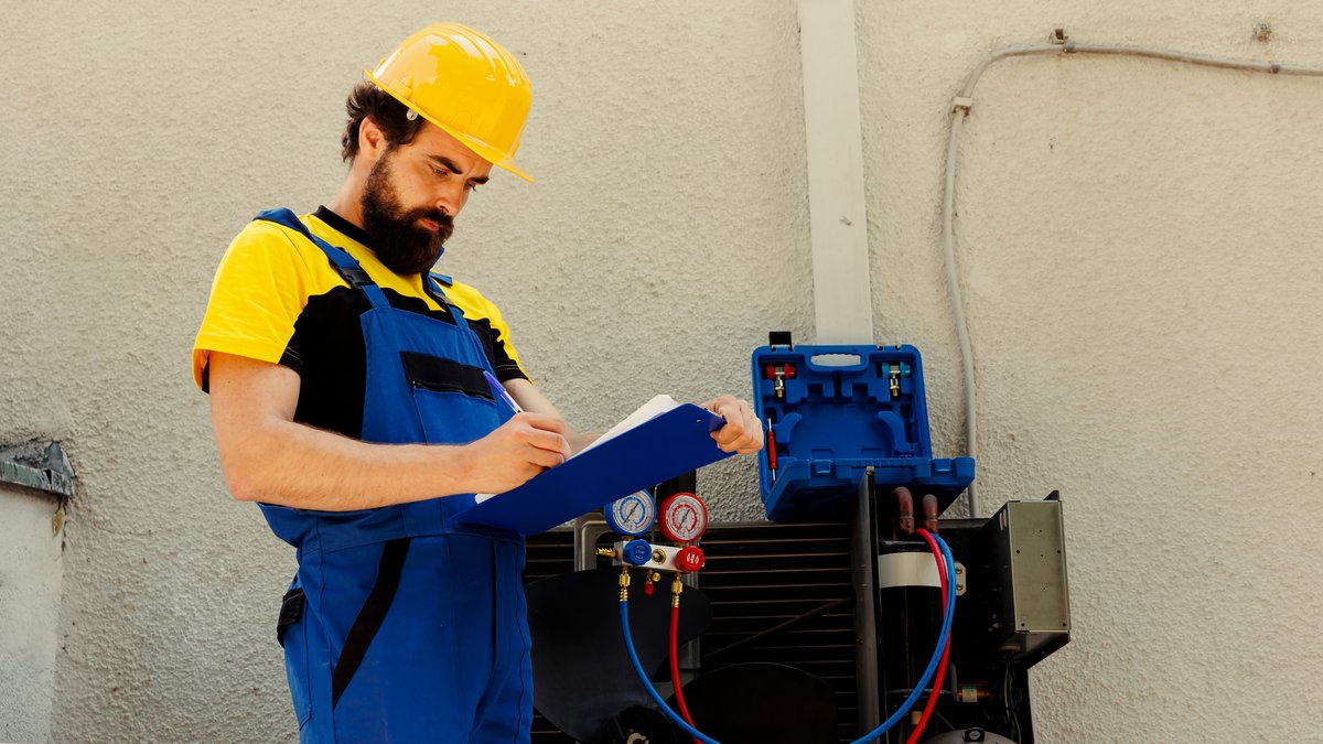 Review Management Tools: Reviewly.ai vs Podium for HVAC & Plumbing Companies