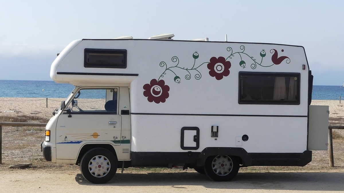 RV Tips and Tricks for Beginners: Essential Advice for First-Time RVers