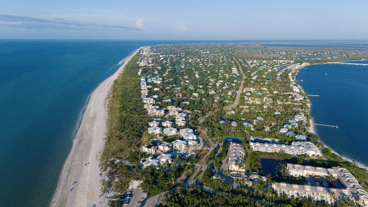 Sanibel Island, FL Vacation: Where To Stay, Costs, & Things To Do