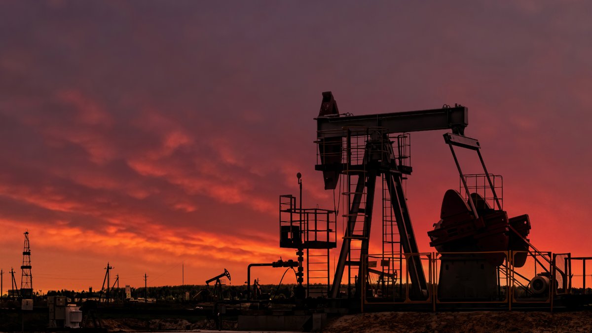 Texas Frac Sand Truck Driver Pay & Schedule: Owner-Operator Guide Released