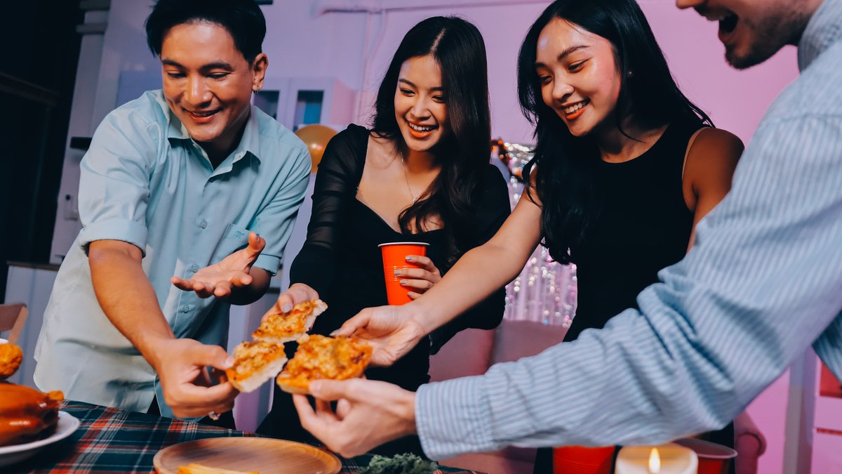 What Is a Pizza Fundraiser? A Beginner's Guide for Schools and Community Groups