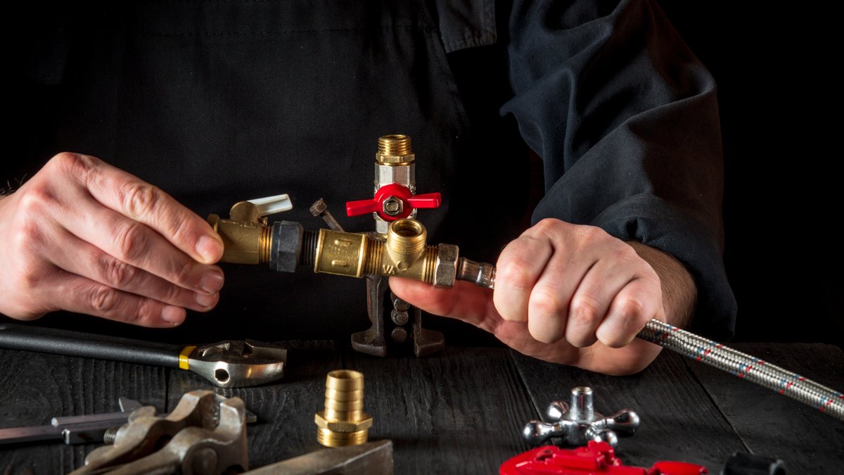 How to Grow a Small Plumbing Business: 5 Scaling Strategies for 2026