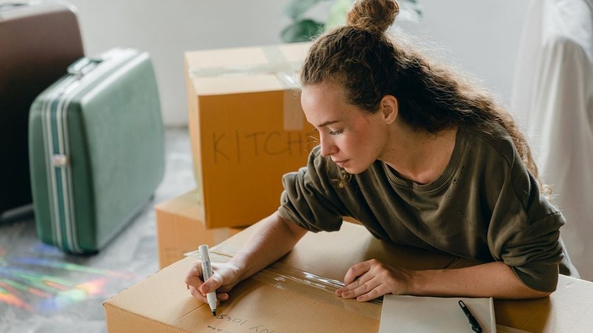 How To Plan A Long-Distance Move: California Experts Share an 8-Week Plan