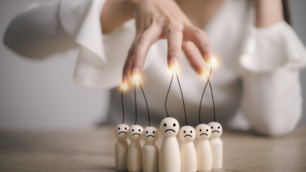How to Protect Yourself From Emotional Manipulation