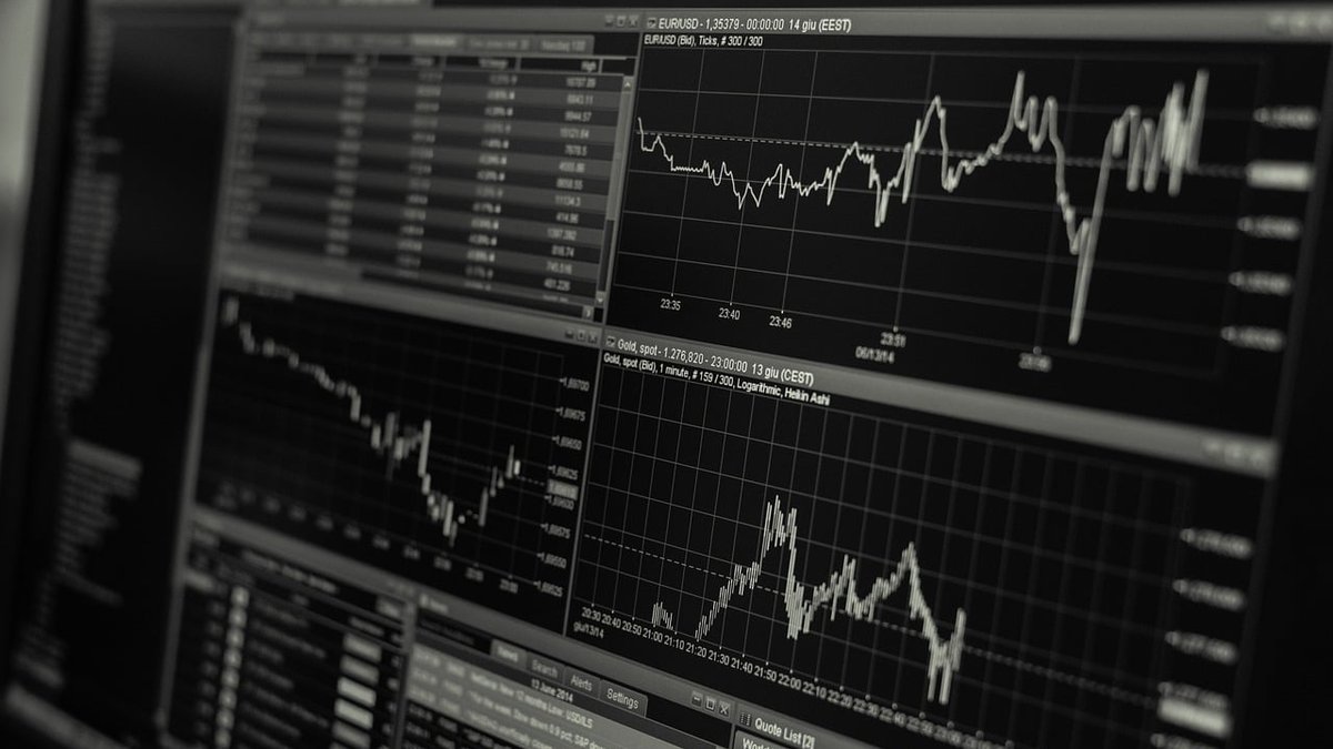 How to Trade IBIT Options: Matching Strategy to Volatility Conditions