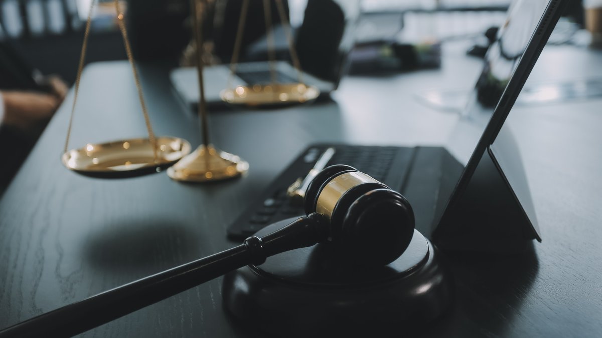 How to Use AI to Generate Leads: A Guide for Personal Injury Lawyers