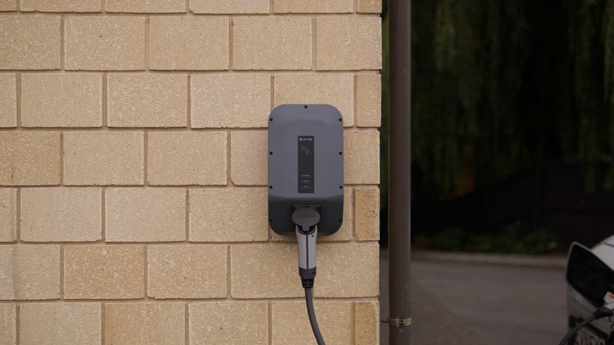 Installing a Level 2 EV Charger at Home? A Warsaw, IN, Homeowner Guide