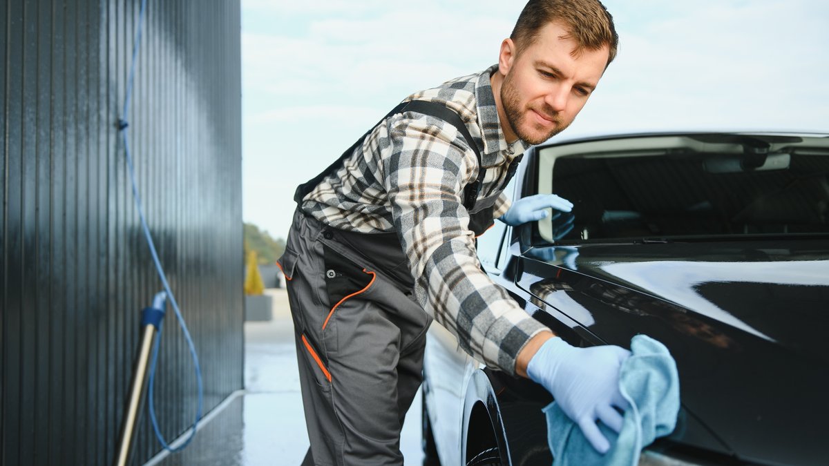 Multi-Surface Car Detailers: Benefits, How To Use & What To Consider