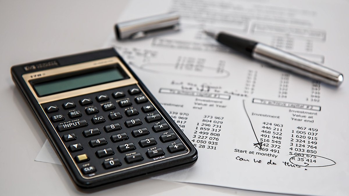 Press Release Writing Tips for Accounting Firms: Format, Timing & Quotes