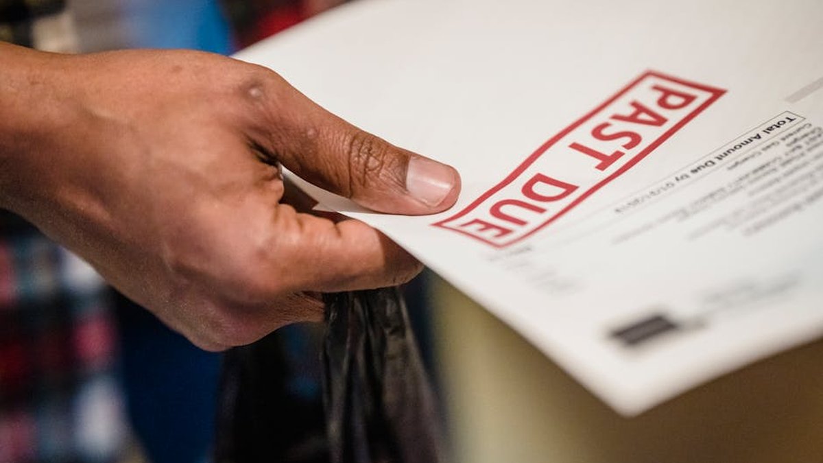 Scam vs. Legitimate Debt Collection Partner Detection Guide For SMBs Published