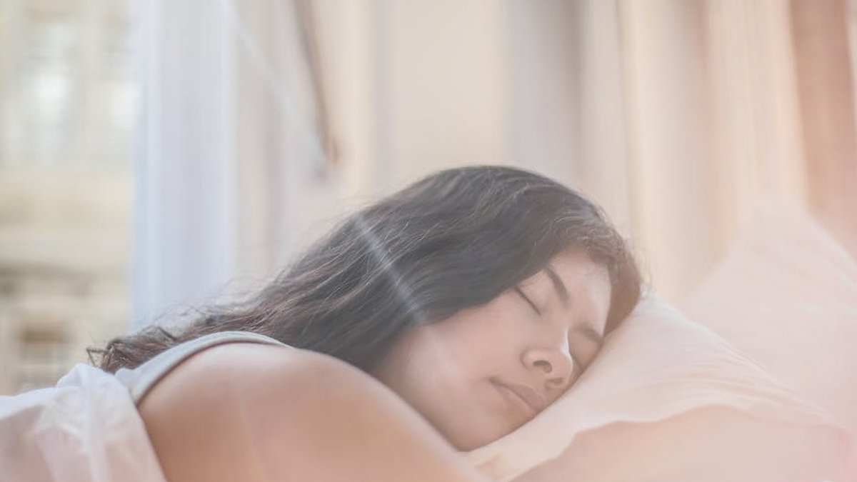 What Is Incline Sleeping? The Science Behind This Health Trend Explained