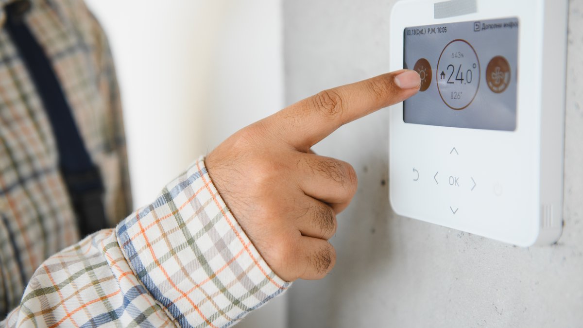 Goshen, IN Smart Thermostat & Lighting Installation: Electrician Services Update