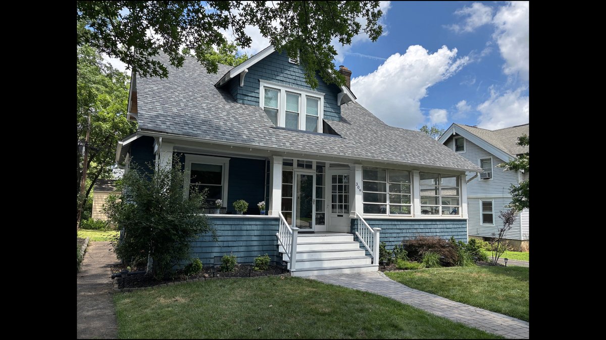 Gutters Not Draining Properly? New Jersey Roofers Explain Fall Drainage Fixes