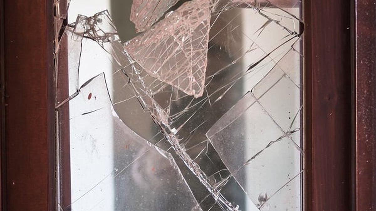 How to Clean Up Broken Window Glass: Expert Tips From Rockdale Glaziers