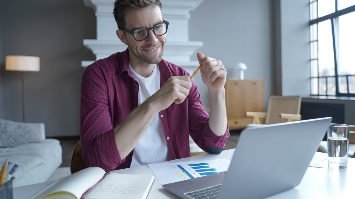 How to Find a Work-Life Balance: Time Audit Steps for Burned-Out Owners