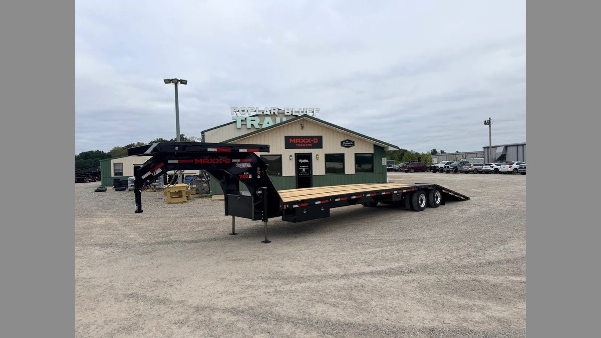 Poplar Bluff Trailer Expands Hydraulic Dovetail Inventory Across Three Brands