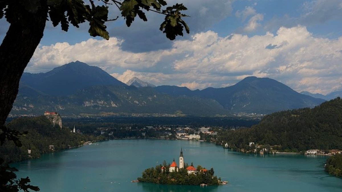 Reasons To Move To Slovenia: Exploring Safety, Cost & Green Living