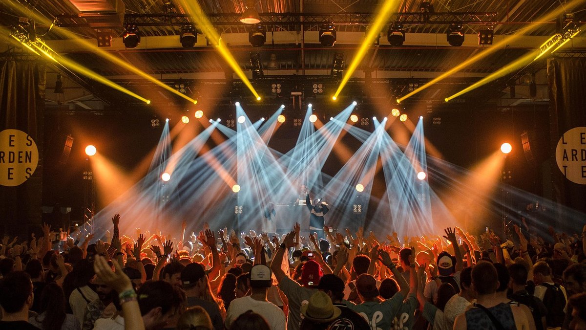 San Francisco SUV Limousine Service For Concert Season: Pricing Guide Published