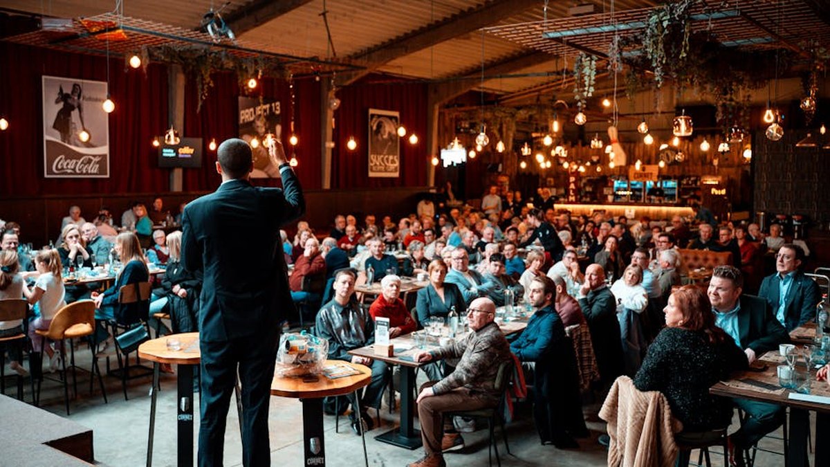 The Invisible Expert Problem: Why Brilliant Professionals Stay Silent