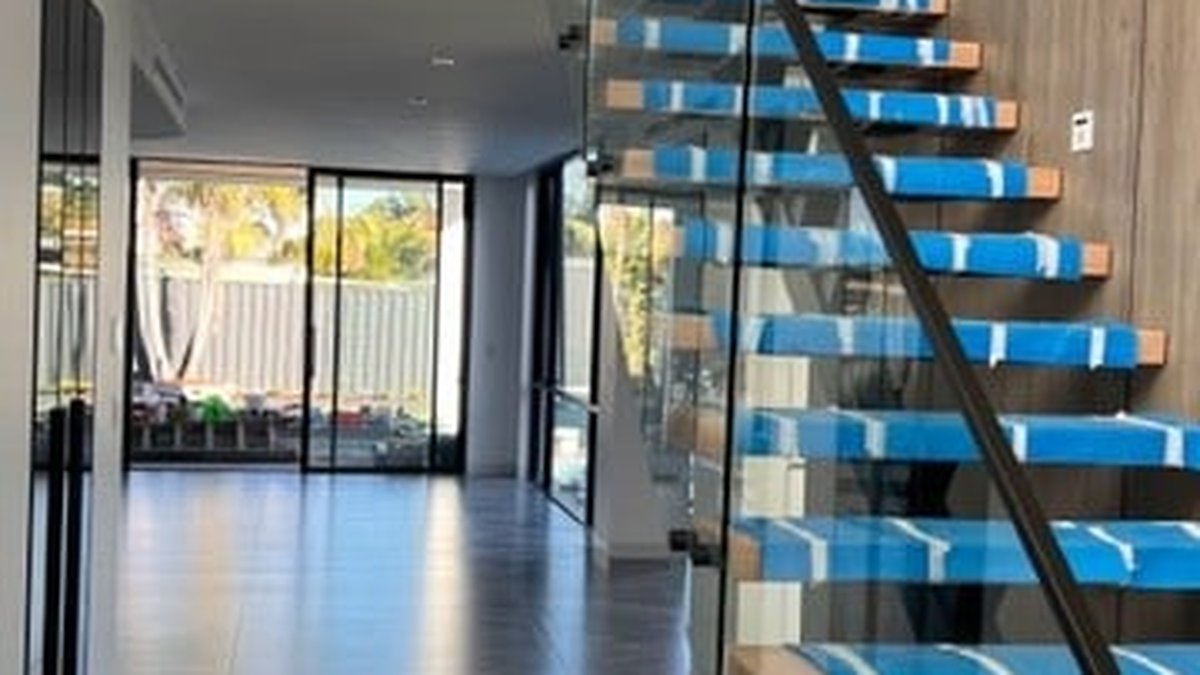 Toughened vs. Laminated Glass: Which Is Right for Your Bexley Business Premises?